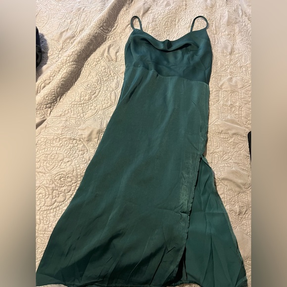 Dark green midi length dress size small worn once - Picture 3 of 4